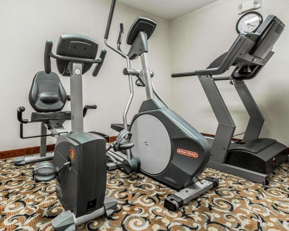 Quality Inn & Suites Досонвілль Екстер'єр фото